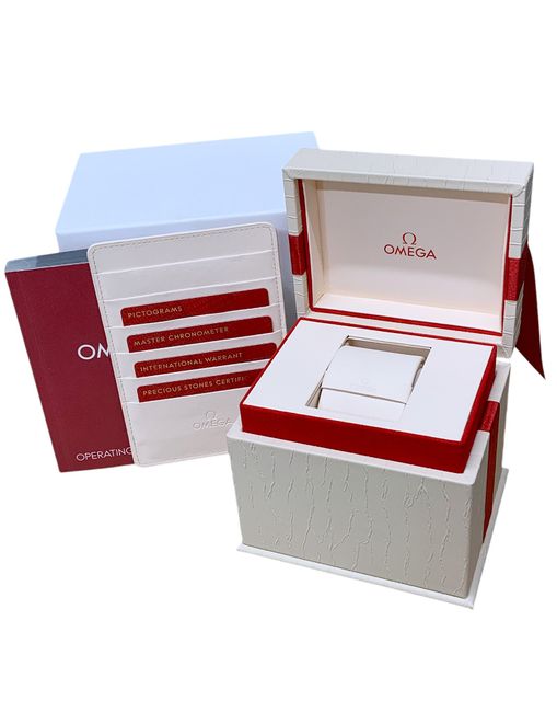 Omega Aqua Terra 150m Ladies 220.20.34.20.52.001 Image 4